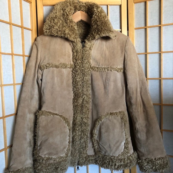 Me Jane Jackets & Blazers - Tan suede coat with faux fur lining small
